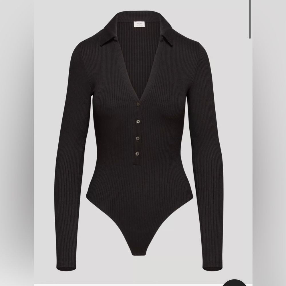 Aritzia long sleeve collared black body suit, size medium